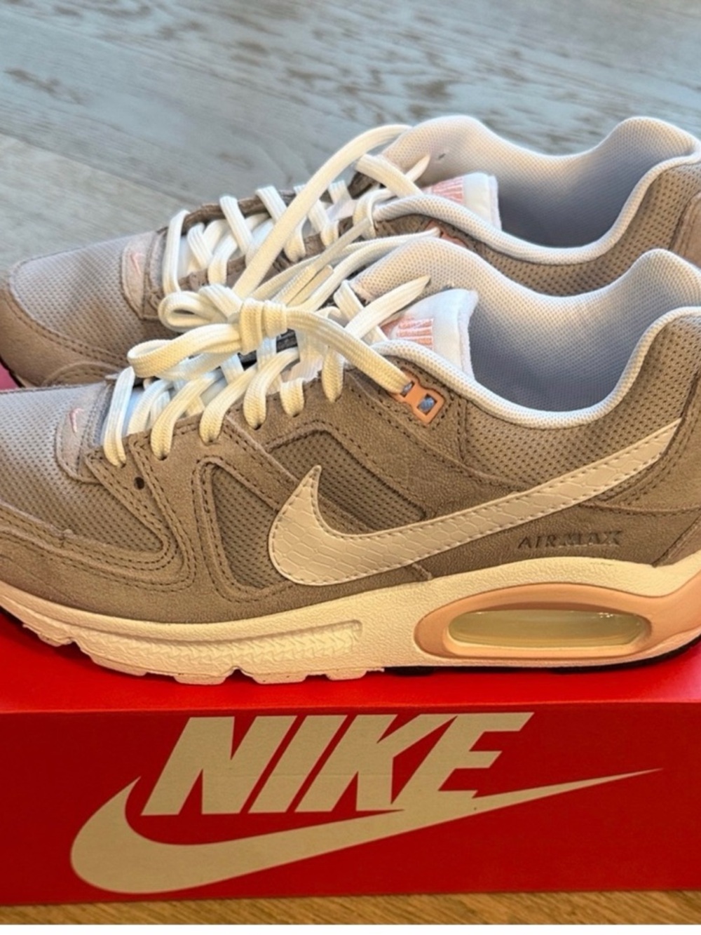 The Nike Air Max Command Atmosphere Grey Coral Stardust W in size 11 - Picture 2 of 5